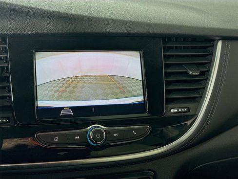 Used 2022 Buick Encore Preferred w/ Safety Package AWD/4WD image 7