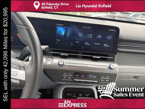 Used 2025 Hyundai Kona SEL AWD/4WD image 17