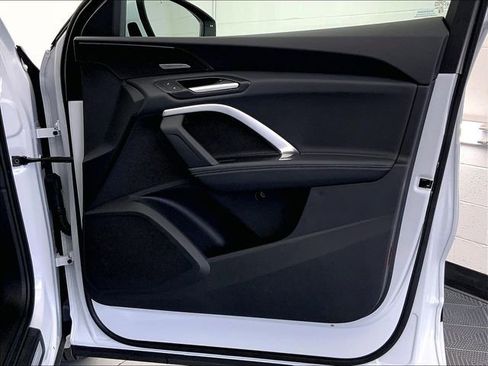 Used 2025 Audi Q5 Premium Plus w/ Premium Plus image 24