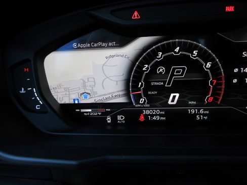 Used 2022 Lamborghini Urus image 60