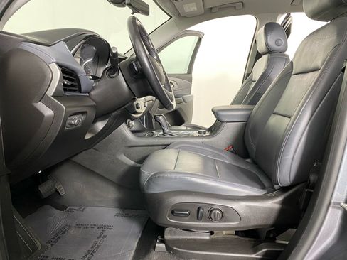 Used 2018 Chevrolet Traverse LT AWD/4WD image 24