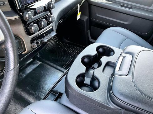 New 2026 RAM 2500 Tradesman w/ Chrome Appearance Group image 7