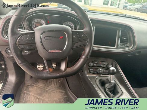 Used 2023 Dodge Challenger R/T Scat Pack RWD image 10