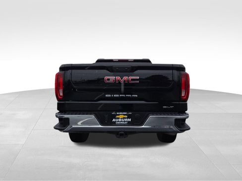 Certified 2025 GMC Sierra 1500 SLT image 4