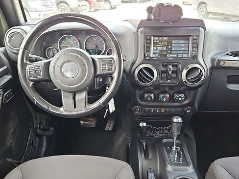 Used 2015 Jeep Wrangler Unlimited Sport w/ Quick Order Package 24S AWD/4WD image 20