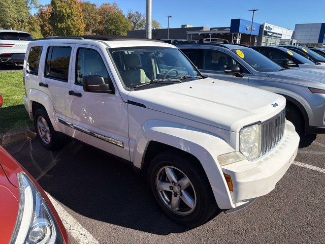 Used 2010 Jeep Liberty Limited AWD/4WD image 21