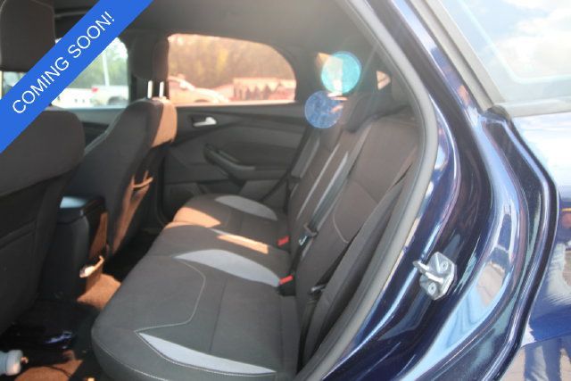 Used 2017 Ford Focus ST FWD image 3