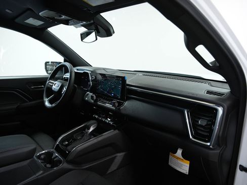 New 2026 GMC Canyon Elevation RWD image 16
