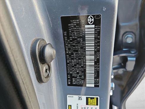 Used 2024 Toyota Corolla LE FWD image 24