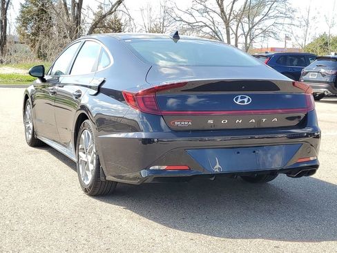 Used 2023 Hyundai Sonata SEL FWD image 2