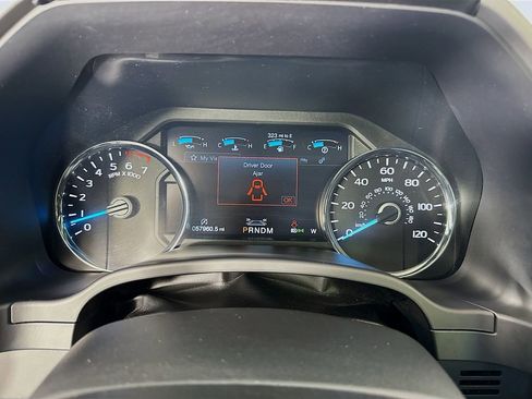 Used 2019 Ford F150 Platinum w/ Equipment Group 701A Luxury image 16