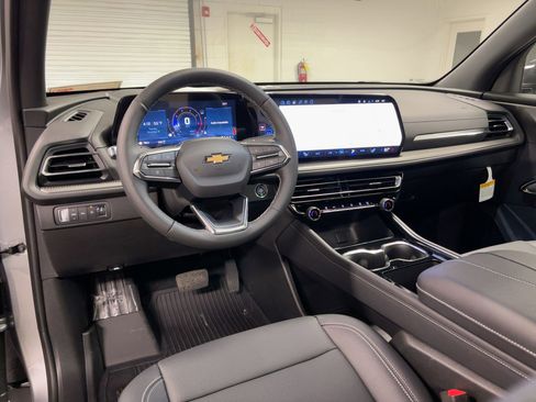 New 2026 Chevrolet Traverse LT w/ Sun and Wheel Package image 28