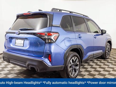 Used 2025 Subaru Forester AWD/4WD image 13