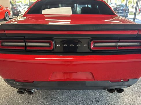 Used 2015 Dodge Challenger R/T w/ Quick Order Package 22B R/T RWD image 6