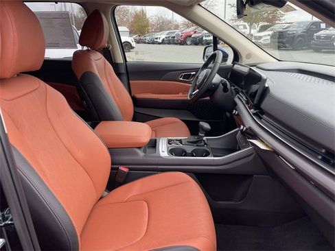 New 2026 Kia Carnival EX image 14