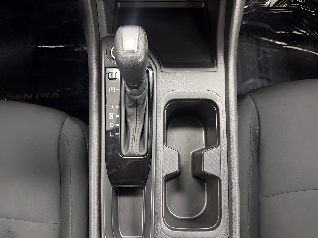 Used 2024 Nissan Sentra S FWD image 25