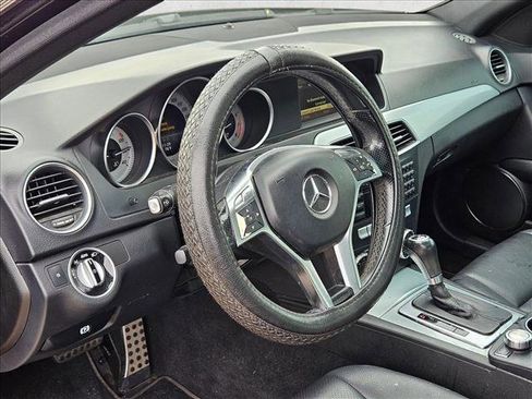 Used 2014 Mercedes-Benz C 250 Sedan image 8