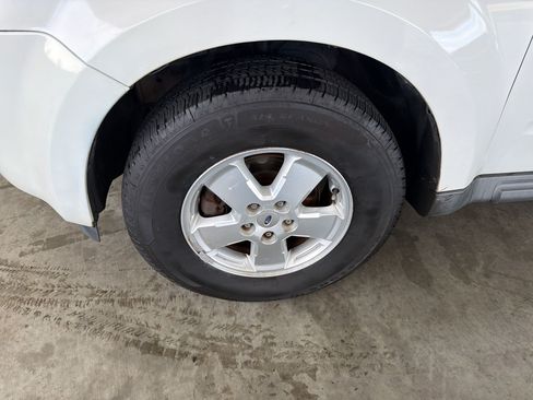 Used 2012 Ford Escape XLS FWD image 10