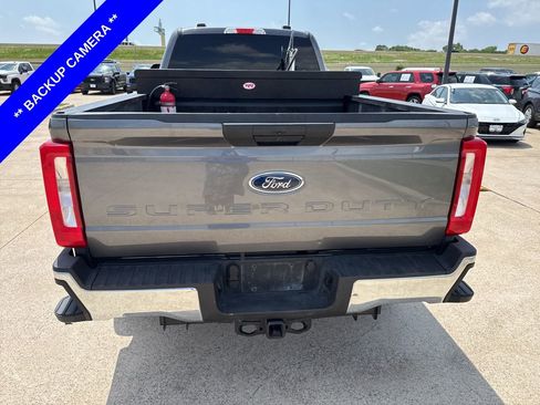 Used 2024 Ford F250 XLT image 9
