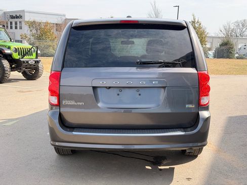 Used 2017 Dodge Grand Caravan SE w/ Power Window Group image 7