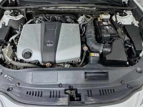 Used 2019 Lexus ES 350 image 32