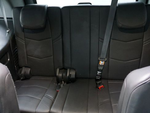 Used 2019 Cadillac Escalade Luxury image 34