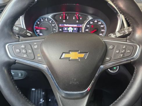 Used 2019 Chevrolet Equinox Premier FWD image 26