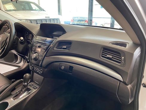 Used 2014 Acura ILX image 16