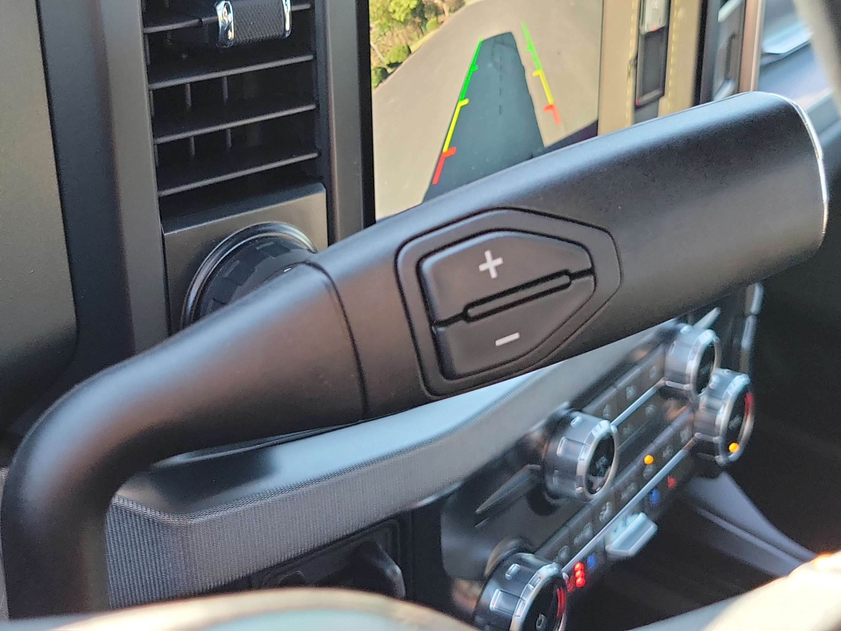 Used 2024 Ford F350 Platinum AWD/4WD image 29