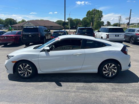 Used 2019 Honda Civic LX image 3