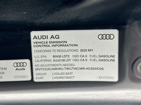 Used 2020 Audi Q3 2.0T Premium w/ Convenience Package AWD/4WD image 21