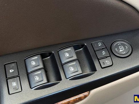 Used 2019 Chevrolet Tahoe Premier AWD/4WD image 12