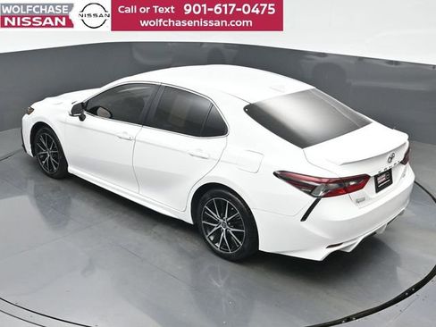 Used 2023 Toyota Camry SE FWD image 30