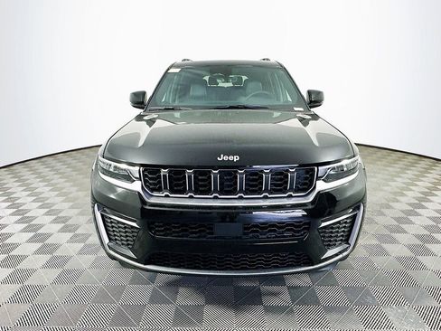 New 2026 Jeep Grand Cherokee L Limited AWD/4WD image 4