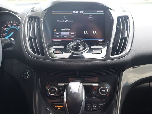 Used 2015 Ford Escape Titanium w/ Equipment Group 301A AWD/4WD image 35
