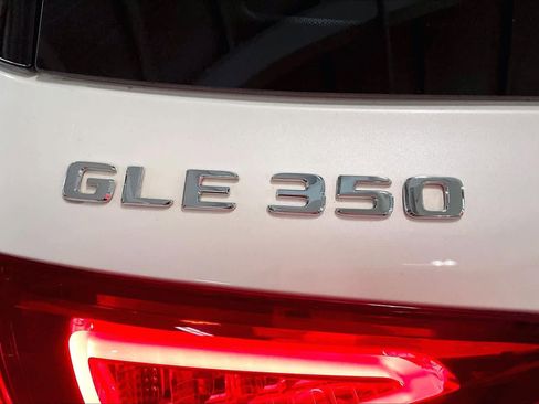 Used 2022 Mercedes-Benz GLE 350 4MATIC image 10