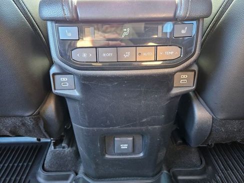 Used 2024 Toyota Grand Highlander Limited image 14