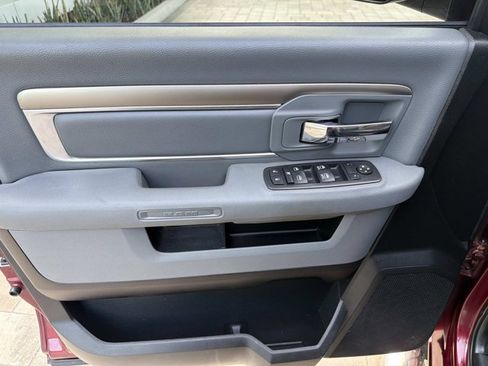 Used 2017 RAM 1500 Big Horn RWD image 9