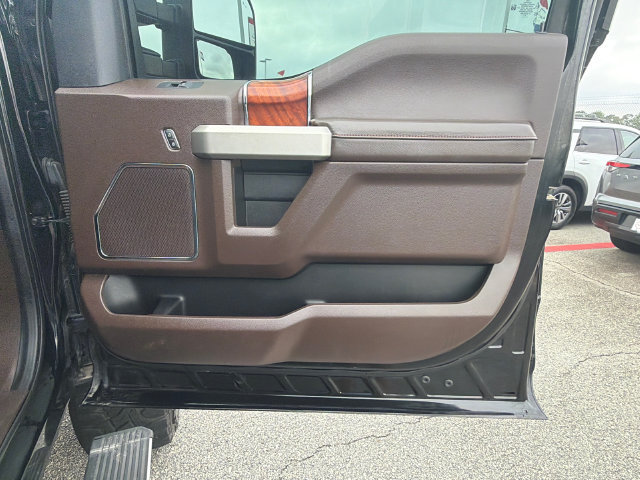 Used 2022 Ford F250 King Ranch w/ King Ranch Ultimate Package AWD/4WD image 14
