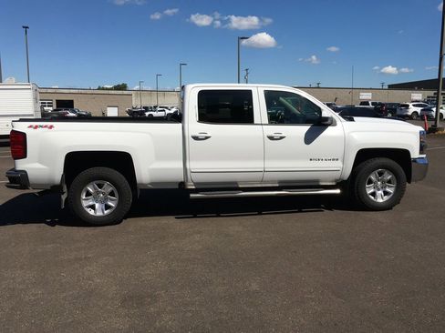 Used 2017 Chevrolet Silverado 1500 LT w/ All Star Edition AWD/4WD image 7