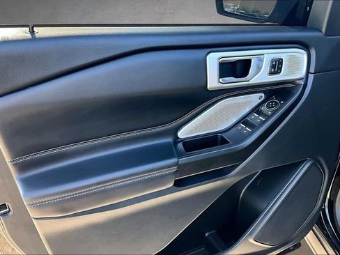 Used 2020 Ford Explorer ST w/ Premium Technology Package AWD/4WD image 15