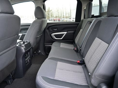 Certified 2024 Nissan Titan SV w/ SV Convenience Package image 14