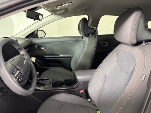 New 2026 Kia K4 LXS image 18