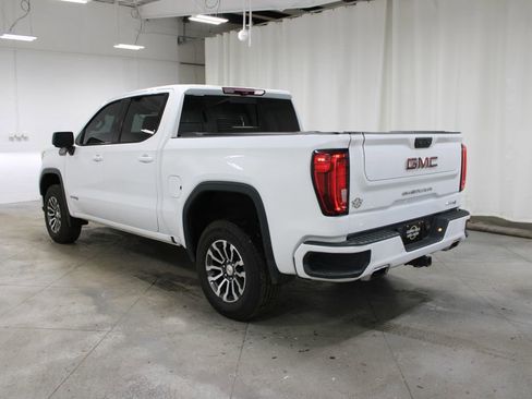 Used 2022 GMC Sierra 1500 AT4 w/ AT4 Premium Package image 7