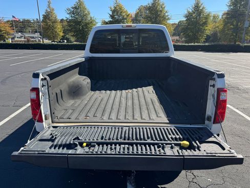 Used 2013 Ford F250 Lariat w/ Lariat Ultimate Pkg image 8