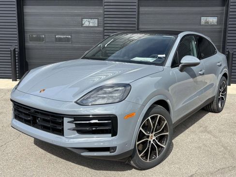 New 2026 Porsche Cayenne Coupe AWD/4WD image 1
