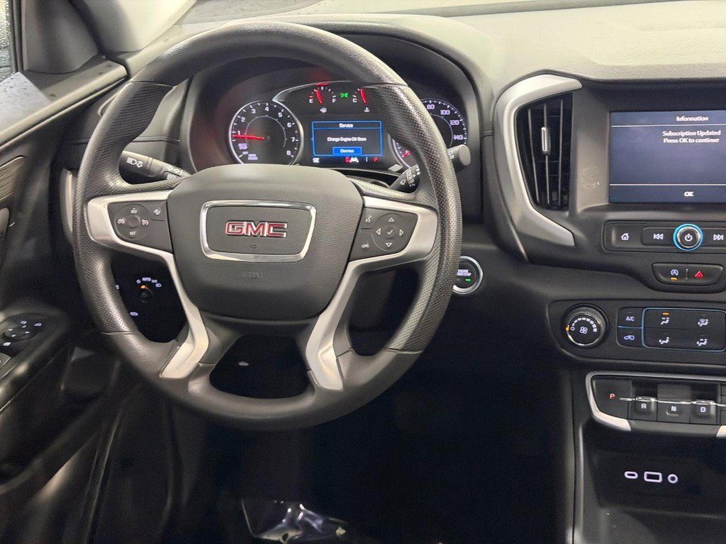 Used 2024 GMC Terrain SLE AWD/4WD image 12