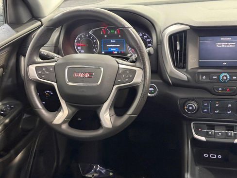 Used 2024 GMC Terrain SLE AWD/4WD image 12