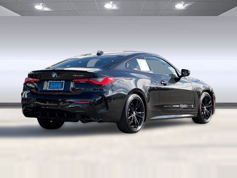 Used 2023 BMW M440i Coupe w/ Premium Package image 9