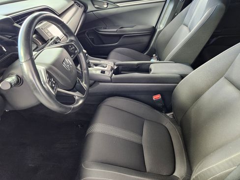Used 2019 Honda Civic Sport image 11